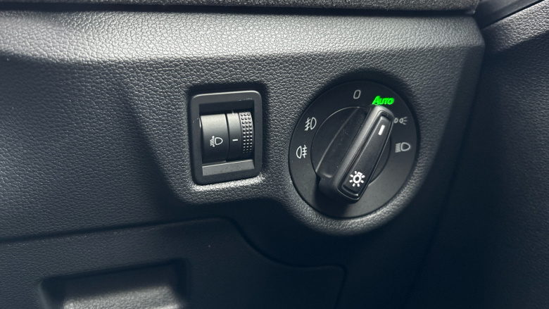 Skoda Scala 1.0 TSI 95 SE 5dr Petrol Hatchback